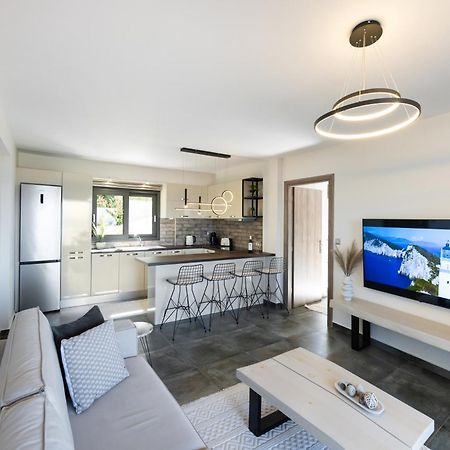 Adam'S Suite Frínion 외부 사진