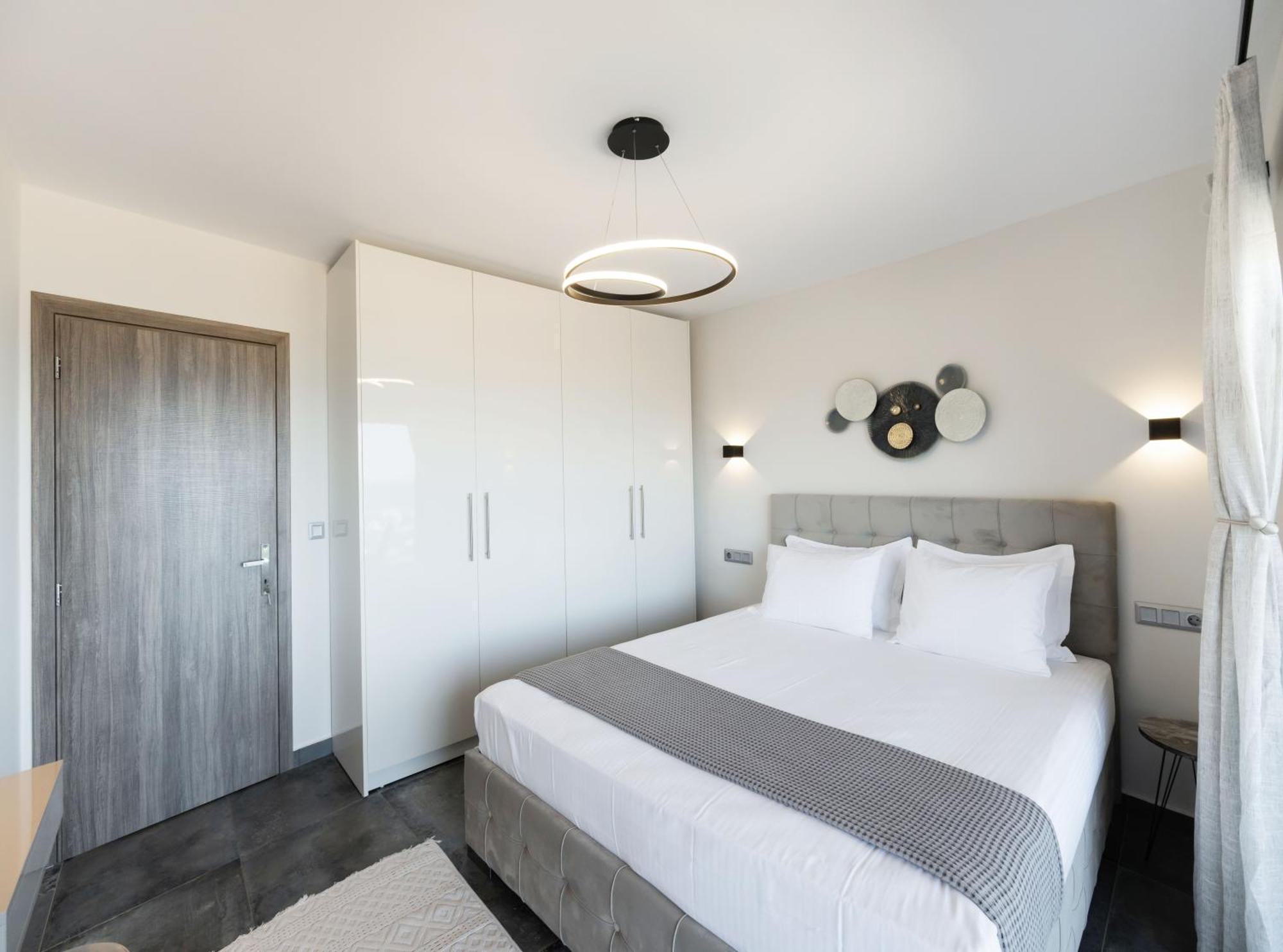 Adam'S Suite Frínion 외부 사진