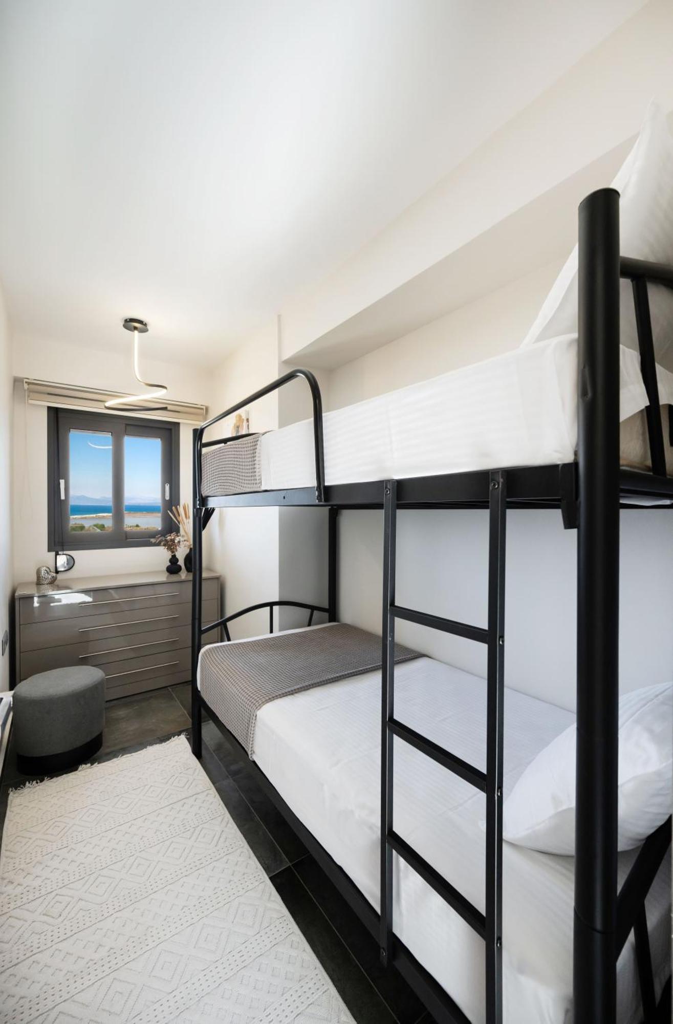 Adam'S Suite Frínion 외부 사진